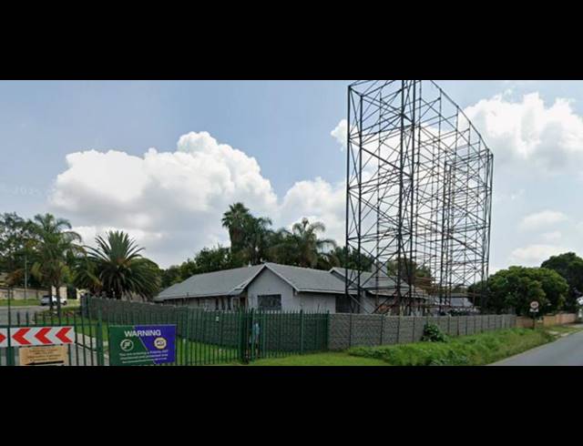 OFFICE PROPERTY TO RENT IN WENDYWOOD EXT